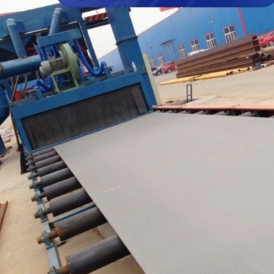 Aanpasbare afmetingen staalplaatprofiel Shot Blasting Machine voor grootschalige projecten