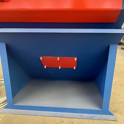 Gepersonaliseerde verticale Q32-serie rubberen tumble belt Shot Blasting Machine voor grote capaciteit