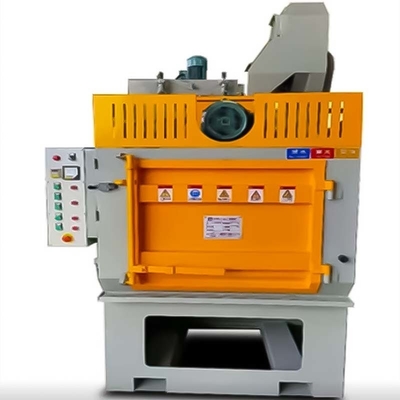 Aanpassing Q32 Series Rubber Crawler Type Shot Blasting Machine voor stofverwijdering