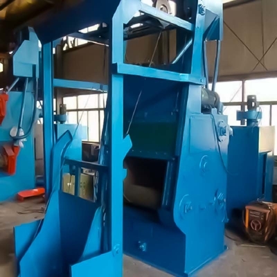 26 Totaal vermogen Pumingwei Reiniging Kleine onderdelen Tracked Shot Blasting Machine Aanpassing