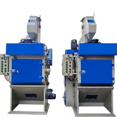 Op maat gemaakte Q326 Rubber Crawler Tumble Belt Shot Blasting Machine met productiesnelheid