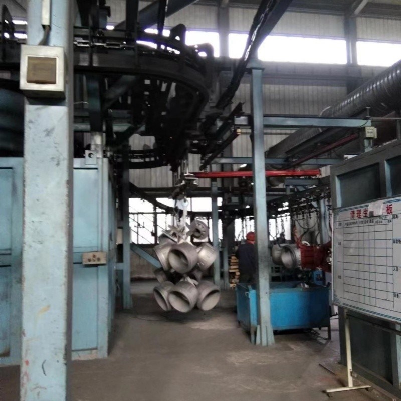 Aanpasbare speciale schietblaasmachine voor het verwijderen van roest van staal in auto-onderdelen